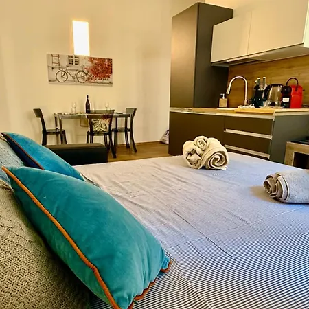 בית הארחה M10 The Milanese Experience Mono&bilo 3*